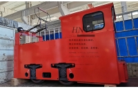 礦用架線式電機(jī)車自動斷送電裝置由什么組成？
